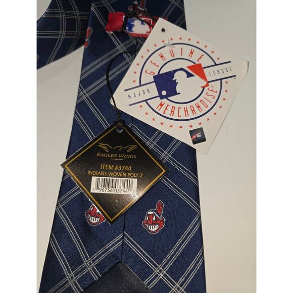Eagles Wing Cleveland Indians Mens Indians Necktie Licensed Neck Tie NWT - Picture 5 of 7